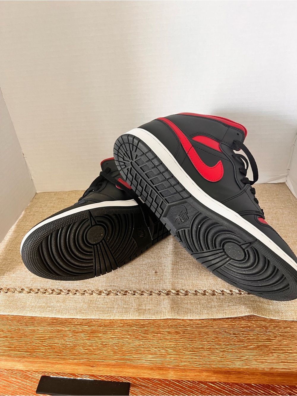 Red and Black Jordan Mid 1. Size 10.5 - Picture 3 of 5